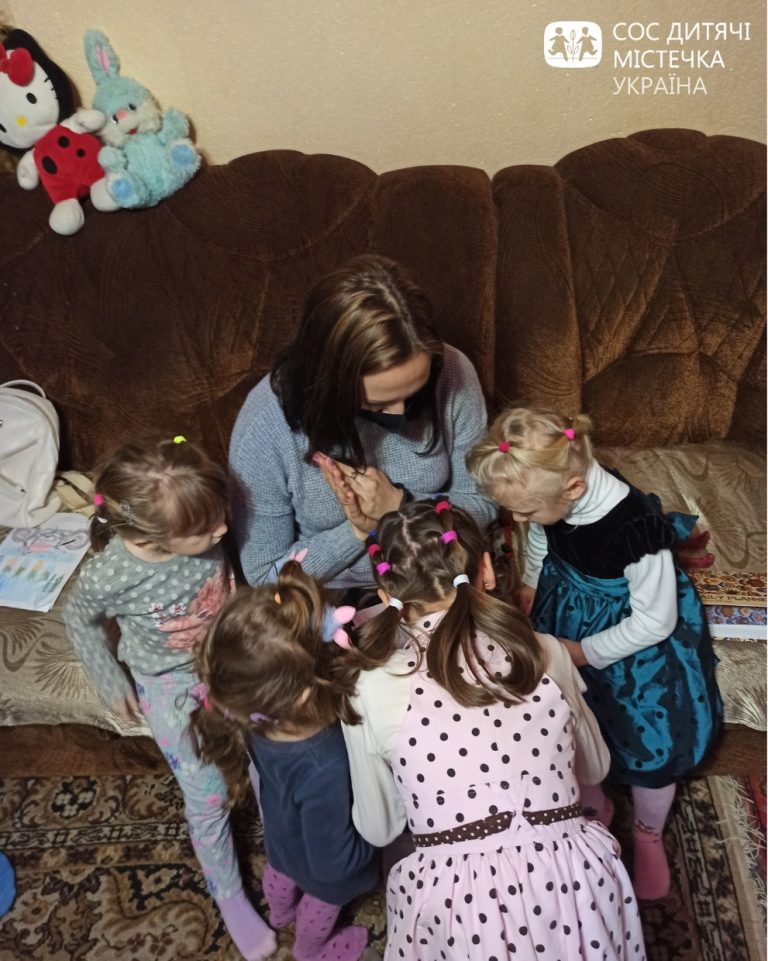 Історія дитячого будинку сімейного типу Понедільченко з Лисичанська Луганської області