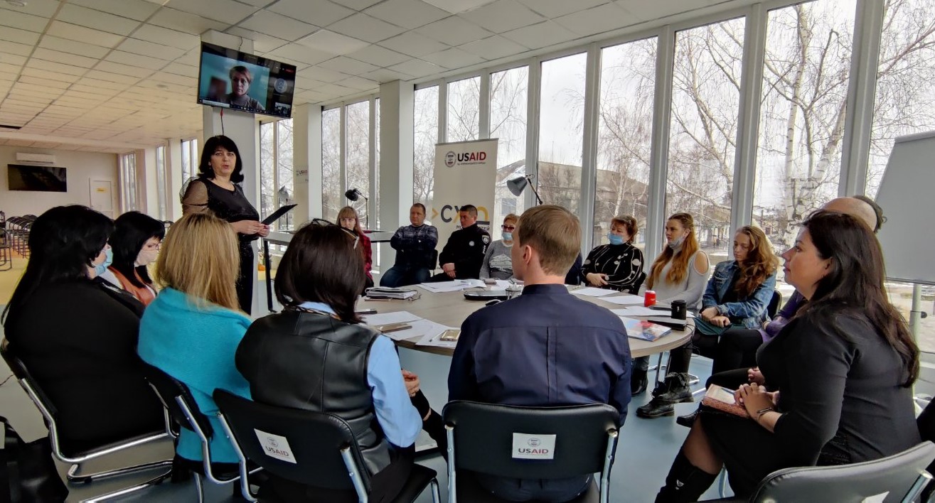 Проєкт “Право на сім’ю” на Луганщині: перші засідання робочих груп